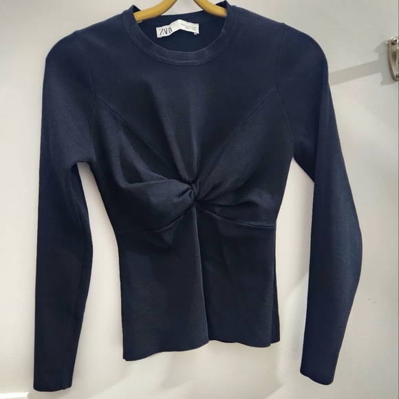 Zara knit - Picture 1 of 1